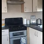N And B Caravan Hire Flamingo Land 캠프장